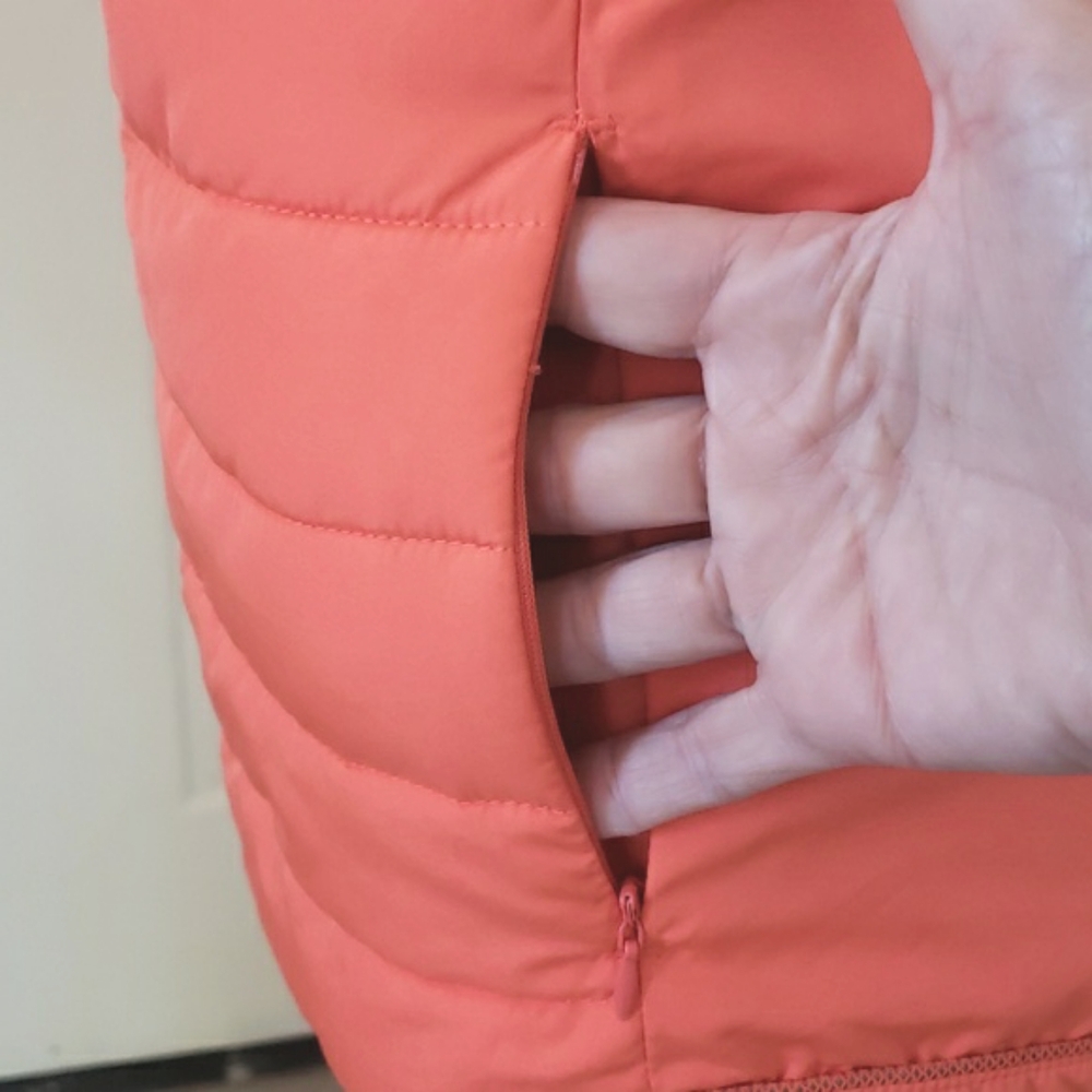 TANGERINE Orange Coral Quilted Puffer Vest SIZE SMALL Reflective Technical Warm - Picture 9 of 13